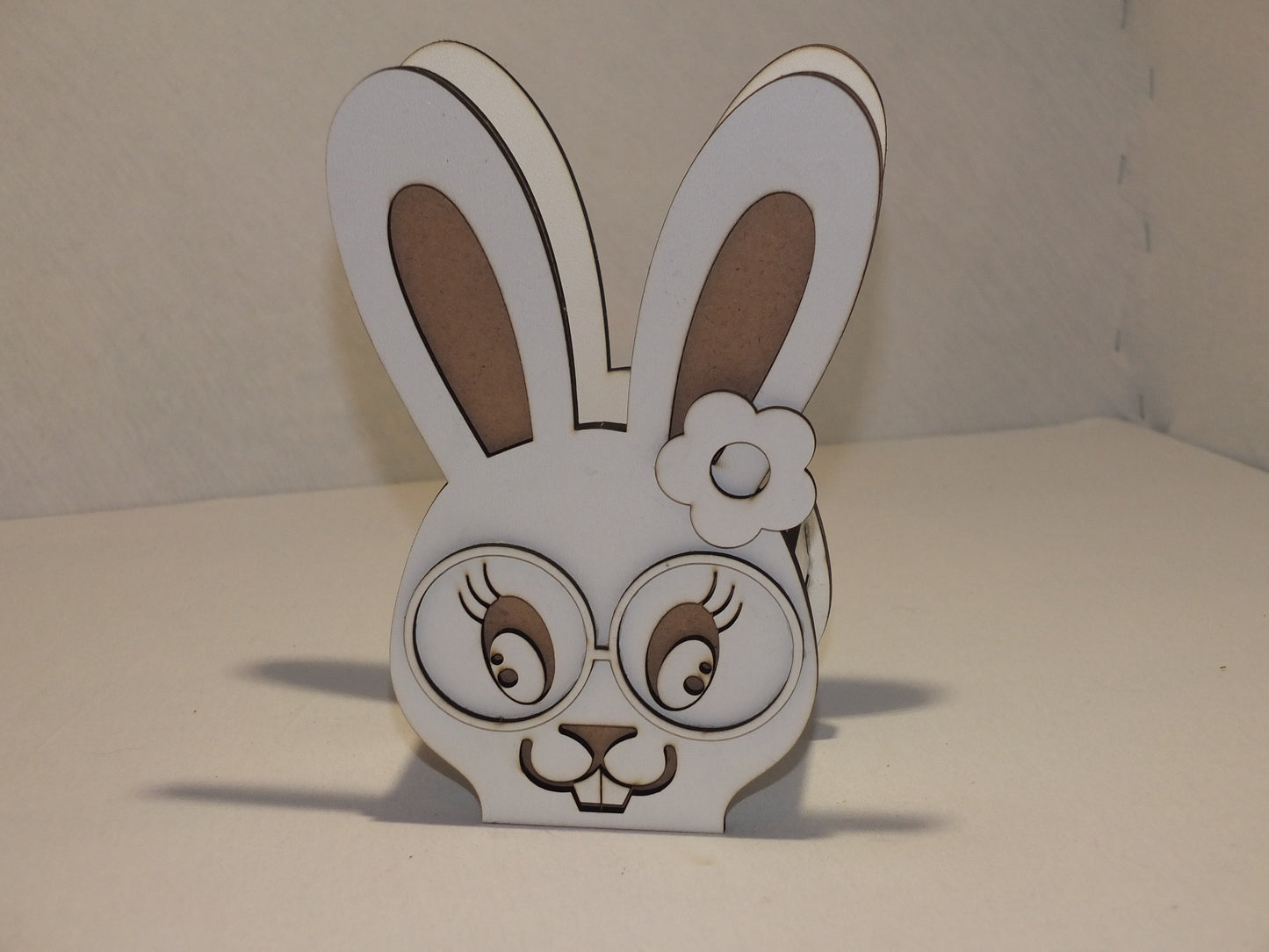 Schielender Osterhase